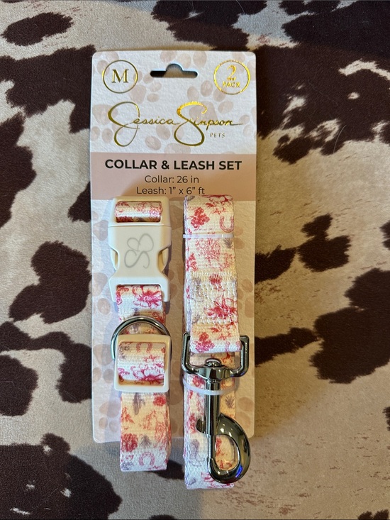 Jessica Simpson Other - Dog leash and collar set